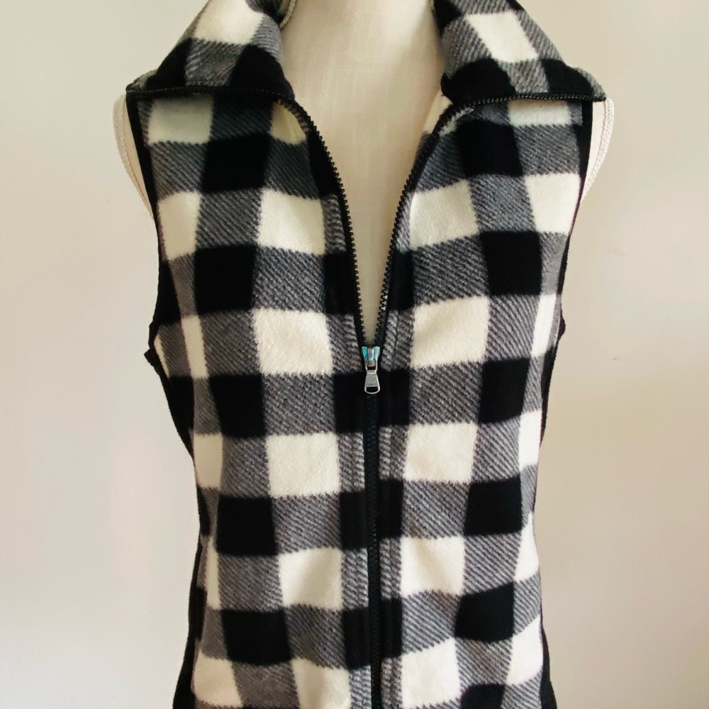 Chaps Black & White Checked Fleece Vest Full Zipper Size M with Pockets - Picture 3 of 16